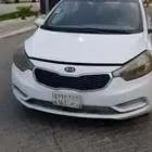 كيا سيراتو 2015 جير عادي مفحوص مجدد قزاز كهرباء مرايات كهربا