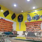 محل مفاتيح وبرمجة السيارات بدل فاقد أو اسبير والبصمات
