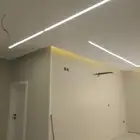 صباغ الحوائط والأبواب الخشب للتوصل