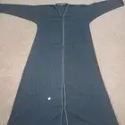 عبايه موديل حديث استعمال خفيف نظيفه جدا