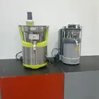 يوجد لدينا عصارت برتغال جميع الاحجام