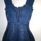 بيع ثلاث فساتين زواجات