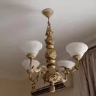 ثريات فخمة ونظيفة بحالة ممتازة  موديلات راقية وكلاسيكية