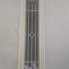 معلم ديكورات خريجه
