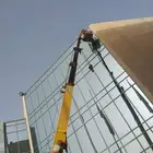 نحن شركة متخصصة بنظافة الواجهات الزجاجية والكلادينج للمحلات