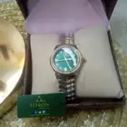 ساعه نسائيه
