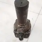 عفريته جيب لاندكروزر موديل 2002 اصلي مستعمل بدون يد
