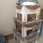 يوجد عدت مطبخ ومطعم بل كامل