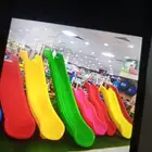 يوجد لدينا مجموعة زحاليق كبير وصغير وتوصيل إلى أنحاءالمملكة