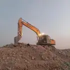 مقاول حفر اراضي تاجير وبوكلين يوميه شهريه
