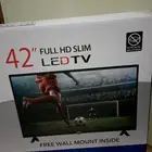 شاشتين اسمارت 50 والتانيه 42