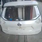 باب شنطه نيسان اكس تريل اصلي وكاله