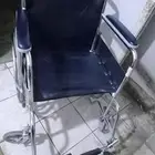للبيع كرسي متحرك نظيف جدا بسعر مغري