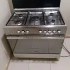 فرن غاز ايطالي نضيف غساله ملابس اتوماتيك نظيفه