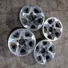 البيع جنوط ربع رفرف اصليه