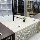 مكتب بشكل جديد