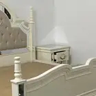 غرفة نوم نضيفه كلاسيكيه