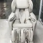 تنجيد كرسي مساج من اللون الاسود الى اللون البيج الفاتح جلد