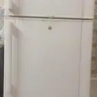 البيع ثلاجه وفرن بحاله ممتازه