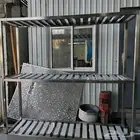 طاولة ثلاثه رفوف