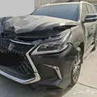 لكزس 2019 LX570 مصدومة