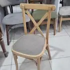 كراسي وطاولات طعام