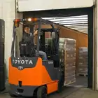 رافعات شوكية كهربائية Forklift electric rental
