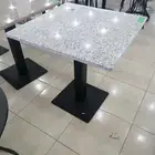 طاولات مطاعم