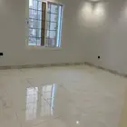 للبيع شقه تمليك ف جده حي درة المروه الدور الاول