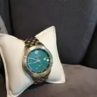 ساعة ماركة VERSACE للبيع