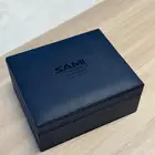 صناديق جلدية وكرتونية بهوية العميل
