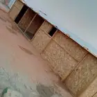 غرف خشب ودورات مياه