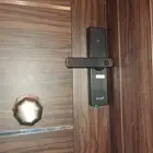 اقفال ذكية بصمة تركيب برمجة القفل الذكي كالون بصمه يدات ذكية