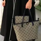 شنط للجامعيات كبير توري TORY كوتش COACH بورش يطلق عليها سلة