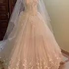 فستان عروسه