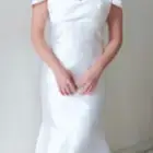 فساتين للبيع