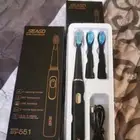 فرشاة أسنان كهربائية