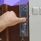 القفل الباب الذكي تركيب برمجة قفل ذكي بصمة مسكات ابواب بصمة