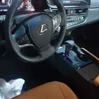 مشاوير يوميه لكبار الشخصيات سيارة لكزس2024