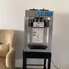 الة ايسكريم للايجار