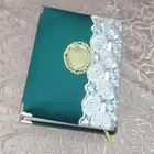 مصاحف مغلفة يدويا بالأسماء