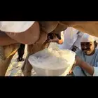 خلفه حمرا دم تحتها بكره تم البيع
