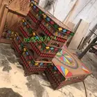 طاولات وكراسي تراثية