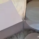 فواصل لحم برغر شفاف وورق زبدة