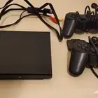 بلايستيشن 2 مع يدين وذاكرة للتخزين usb32 جيجا 30 لعبة