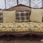 كنب كلاسيك من مفرشات المطلق