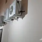 فني تكيف وتبريد