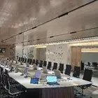 تجهيز قاعة اجتماعات