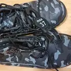 بوط او حذاء اطفال جديد