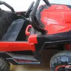 سيارة اطفال كهربائيه